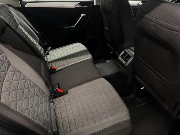 Volkswagen Tiguan II Рестайлинг с пробегом 2021 года, цена 2 626 000 рублей, 80444 км, внедорожник, Автокод Объявления