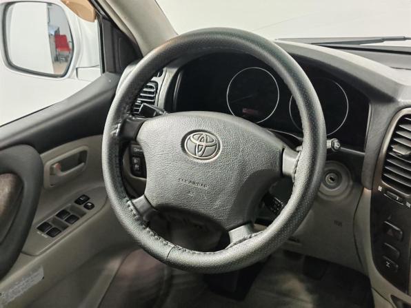 Toyota Land Cruiser 100 Series Рестайлинг 2 с пробегом 2007 года, цена 2 529 000 рублей, 240420 км, внедорожник, Автокод Объявления