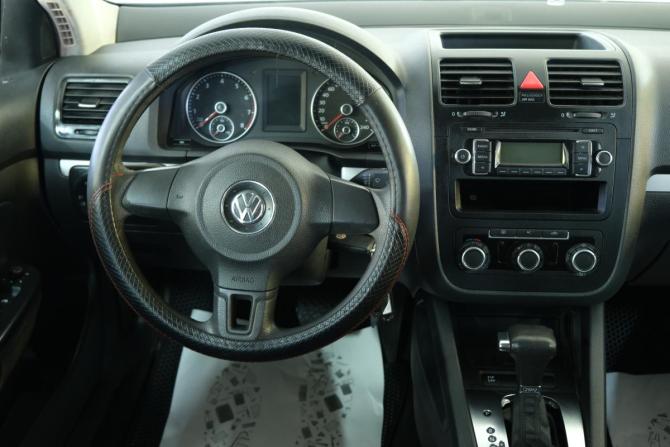 Volkswagen Jetta V с пробегом 2010 года, цена 639 000 рублей, 273000 км, седан, Автокод Объявления