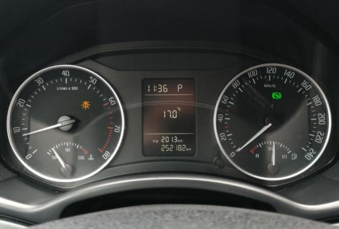 Skoda Octavia II (A5) Рестайлинг с пробегом 2012 года, цена 850 000 рублей, 252560 км, лифтбек, Автокод Объявления