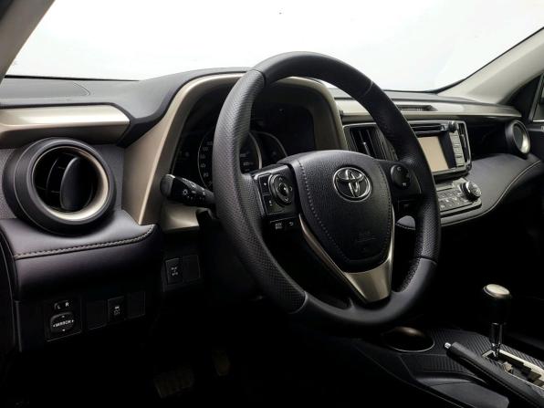Toyota RAV4 IV (XA40) с пробегом 2013 года, цена 1 682 000 рублей, 171100 км, внедорожник, Автокод Объявления