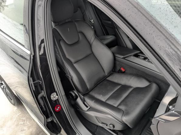 Volvo XC60 II с пробегом 2018 года, цена 3 395 000 рублей, 120630 км, внедорожник, Автокод Объявления