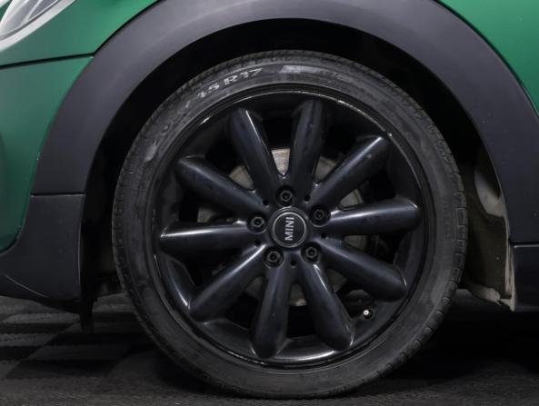 Mini Hatch III (F55/F56) Рестайлинг с пробегом 2019 года, цена 2 285 000 рублей, 78535 км, хэтчбек, Автокод Объявления