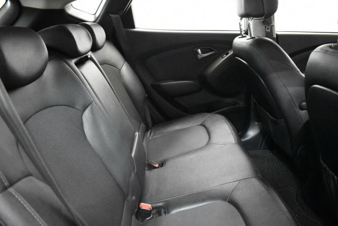 Hyundai ix35 I Рестайлинг с пробегом 2013 года, цена 1 070 000 рублей, 240110 км, внедорожник, Автокод Объявления