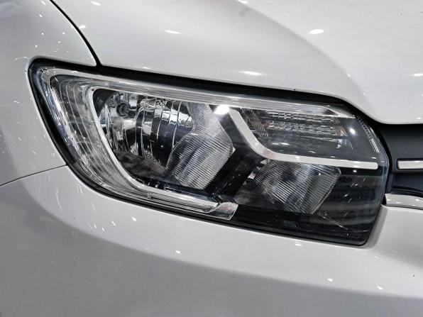 Renault Logan II Рестайлинг с пробегом 2021 года, цена 1 099 000 рублей, 70000 км, седан, Автокод Объявления