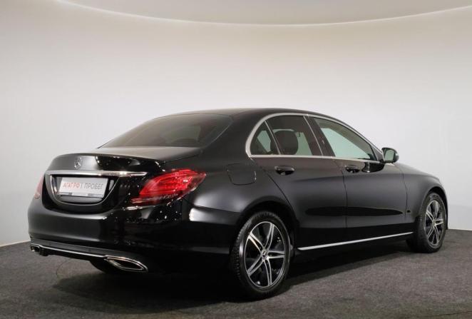 Mercedes-Benz C-Класс IV (W205) Рестайлинг с пробегом 2019 года, цена 2 500 000 рублей, 126904 км, седан, Автокод Объявления