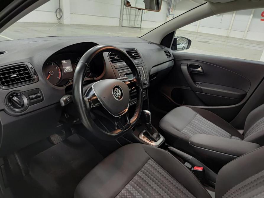 Volkswagen Polo V Рестайлинг Казань  - изображение 20