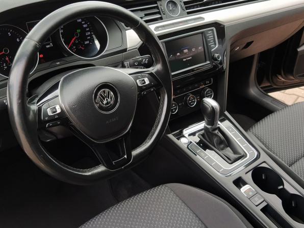 Volkswagen Passat B8 с пробегом 2017 года, цена 1 781 000 рублей, 123147 км, седан, Автокод Объявления