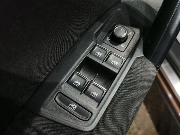 Volkswagen Tiguan II с пробегом 2017 года, цена 2 190 000 рублей, 167436 км, внедорожник, Автокод Объявления