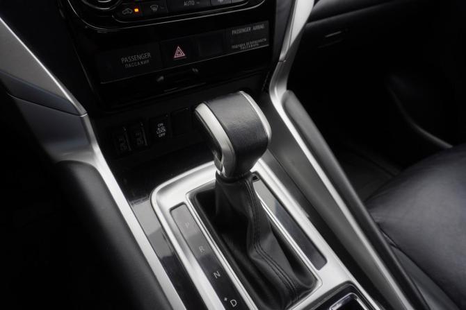 Mitsubishi Pajero Sport III с пробегом 2018 года, цена 2 989 000 рублей, 202100 км, внедорожник, Автокод Объявления