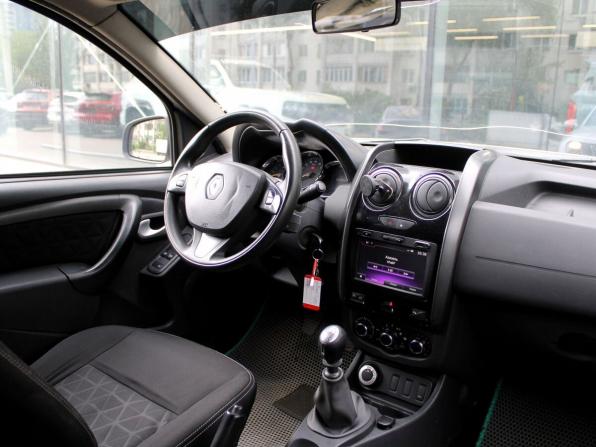Renault Duster I Рестайлинг с пробегом 2015 года, цена 919 000 рублей, 163985 км, внедорожник, Автокод Объявления