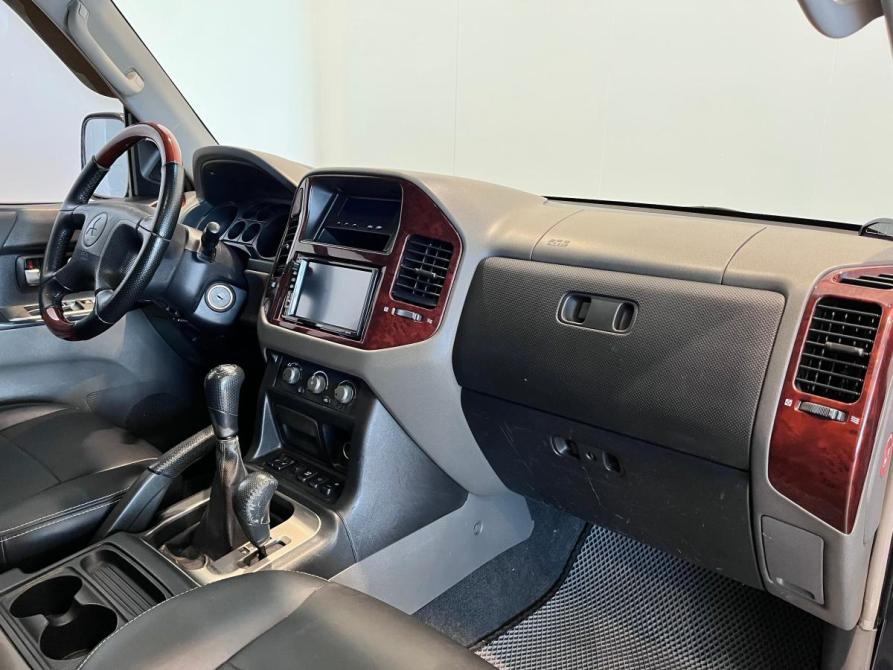 Mitsubishi Pajero III Рестайлинг Волгоград  - изображение 21