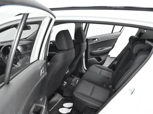 Kia Sportage IV Рестайлинг с пробегом 2021 года, цена 1 999 000 рублей, 81000 км, внедорожник, Автокод Объявления