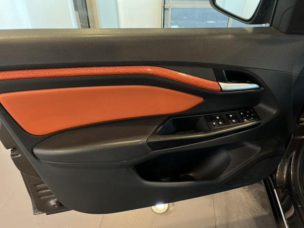 Lada (ВАЗ) Vesta I с пробегом 2019 года, цена 1 096 000 рублей, 107335 км, универсал, Автокод Объявления