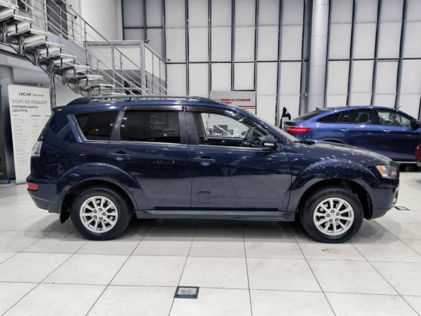 Mitsubishi Outlander II Рестайлинг с пробегом 2011 года, цена 899 000 рублей, 300689 км, внедорожник, Автокод Объявления