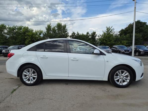 Chevrolet Cruze I Рестайлинг с пробегом 2012 года, цена 590 000 рублей, 271150 км, седан, Автокод Объявления