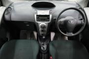 Toyota Vitz II (XP90) Омск  - изображение 35