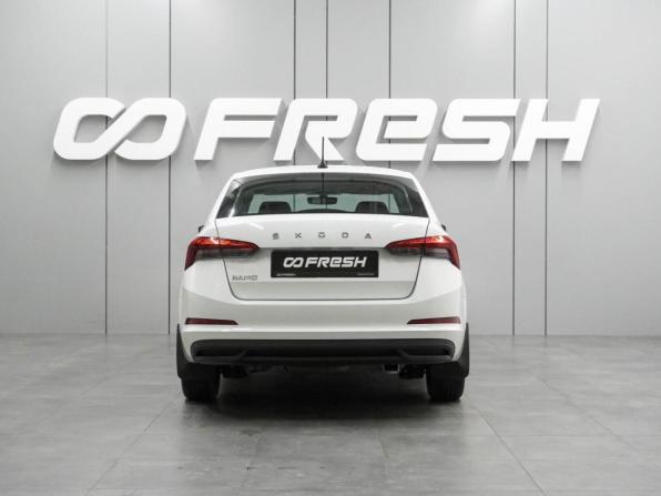 Skoda Rapid II с пробегом 2021 года, цена 1 439 000 рублей, 98693 км, лифтбек, Автокод Объявления