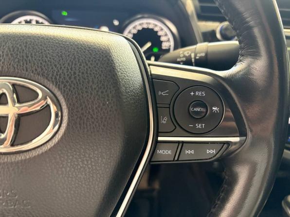 Toyota Camry VIII (XV70) с пробегом 2018 года, цена 2 572 000 рублей, 113552 км, седан, Автокод Объявления
