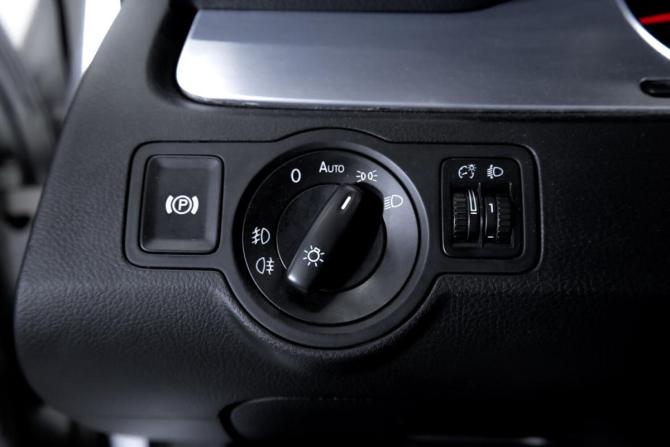 Volkswagen Passat B6 с пробегом 2009 года, цена 699 000 рублей, 370702 км, универсал, Автокод Объявления