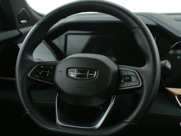 Geely Monjaro I с пробегом 2022 года, цена 2 894 000 рублей, 128500 км, внедорожник, Автокод Объявления