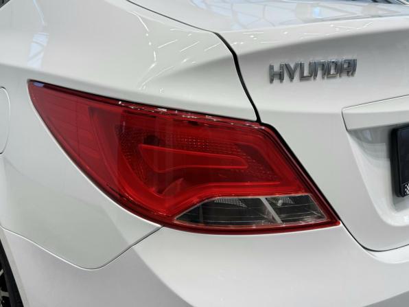 Hyundai Solaris I Рестайлинг с пробегом 2014 года, цена 999 000 рублей, 157606 км, седан, Автокод Объявления