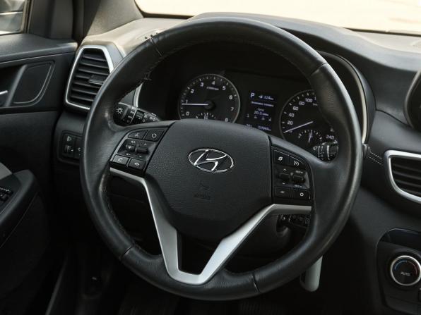 Hyundai Tucson III Рестайлинг с пробегом 2019 года, цена 2 193 000 рублей, 159763 км, внедорожник, Автокод Объявления