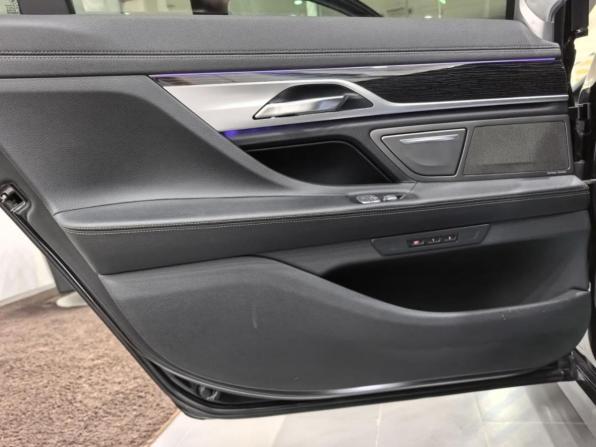 BMW 7 серии VI (G11/G12) с пробегом 2019 года, цена 6 292 800 рублей, 129563 км, седан, Автокод Объявления
