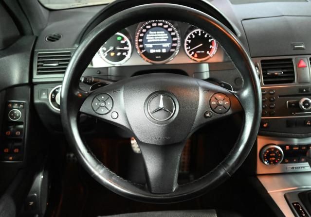Mercedes-Benz C-Класс III (W204) с пробегом 2010 года, цена 1 300 000 рублей, 197409 км, седан, Автокод Объявления