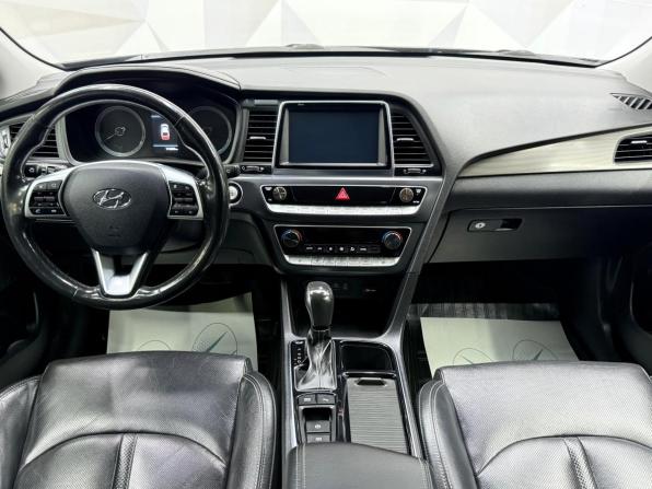 Hyundai Sonata VII (LF) Рестайлинг с пробегом 2019 года, цена 1 670 000 рублей, 176800 км, седан, Автокод Объявления