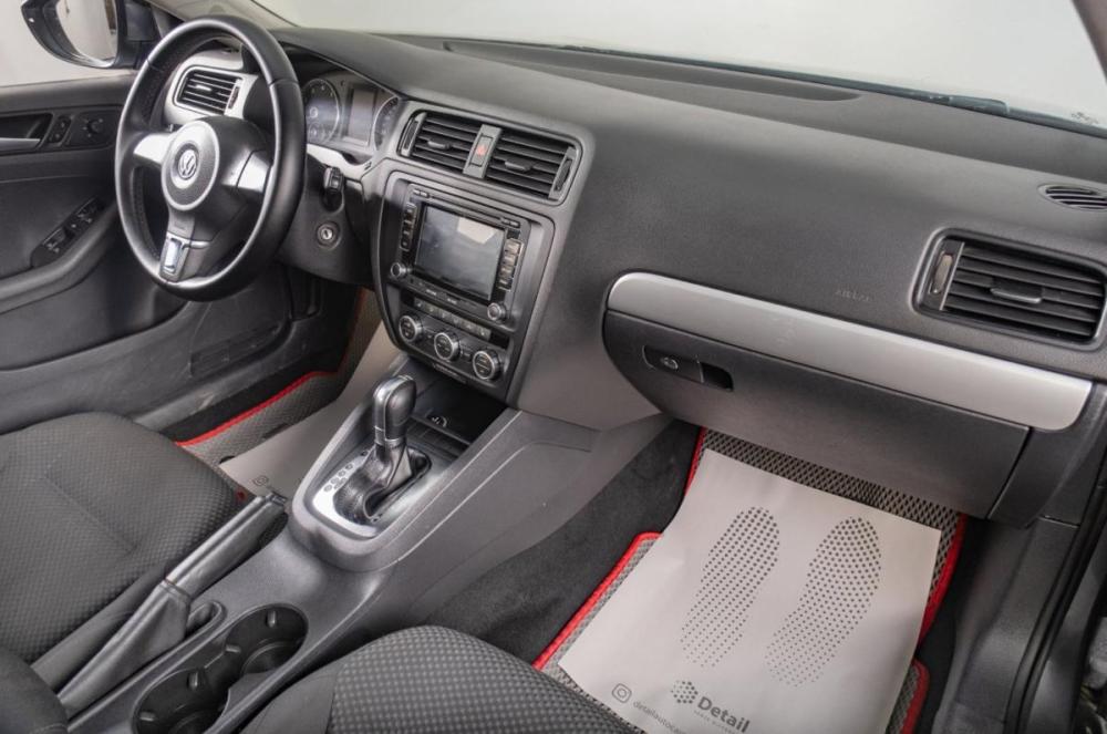 Volkswagen Jetta VI Томск  - изображение 16
