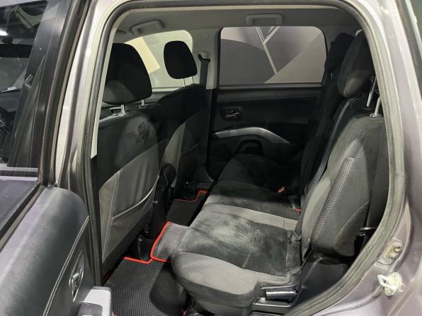 Mitsubishi Outlander II Рестайлинг с пробегом 2010 года, цена 1 019 000 рублей, 146659 км, внедорожник, Автокод Объявления