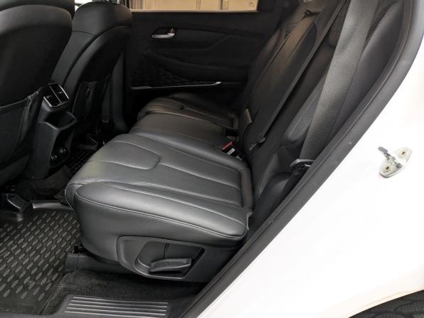 Hyundai Santa Fe IV с пробегом 2019 года, цена 2 895 000 рублей, 91153 км, внедорожник, Автокод Объявления