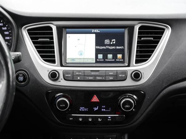 Hyundai Solaris II с пробегом 2019 года, цена 1 280 000 рублей, 98563 км, седан, Автокод Объявления