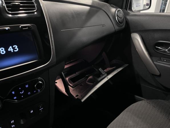 Renault Logan II Рестайлинг с пробегом 2019 года, цена 1 150 000 рублей, 116415 км, седан, Автокод Объявления