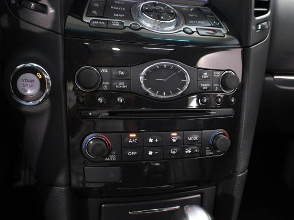 Infiniti FX II (S51) Рестайлинг с пробегом 2012 года, цена 1 999 000 рублей, 206501 км, внедорожник, Автокод Объявления
