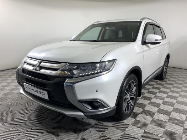 Mitsubishi Outlander III Рестайлинг 2 с пробегом 2018 года, цена 1 615 000 рублей, 213533 км, внедорожник, Автокод Объявления