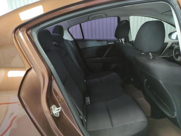 Mazda 3 II (BL) Рестайлинг с пробегом 2011 года, цена 810 000 рублей, 209000 км, седан, Автокод Объявления