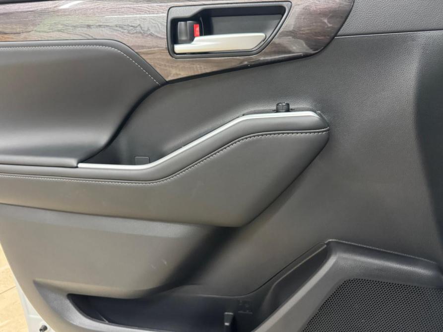 Toyota Highlander IV (XU70) Набережные Челны  - изображение 10