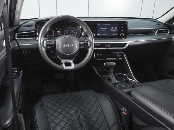 Kia K5 III с пробегом 2022 года, цена 2 310 000 рублей, 115600 км, седан, Автокод Объявления