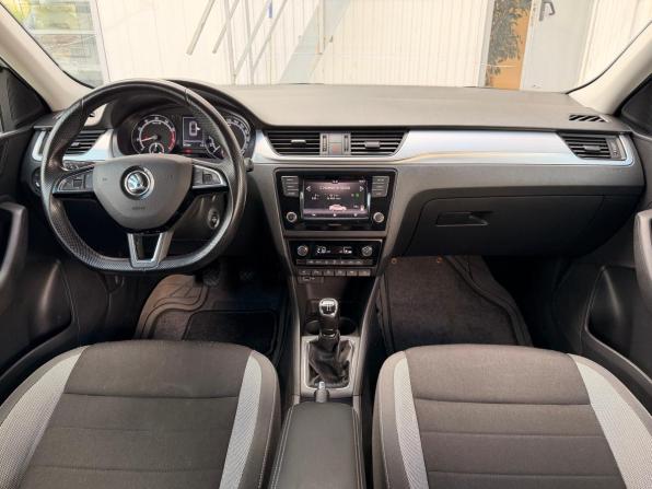 Skoda Rapid I Рестайлинг с пробегом 2019 года, цена 1 259 000 рублей, 101000 км, лифтбек, Автокод Объявления