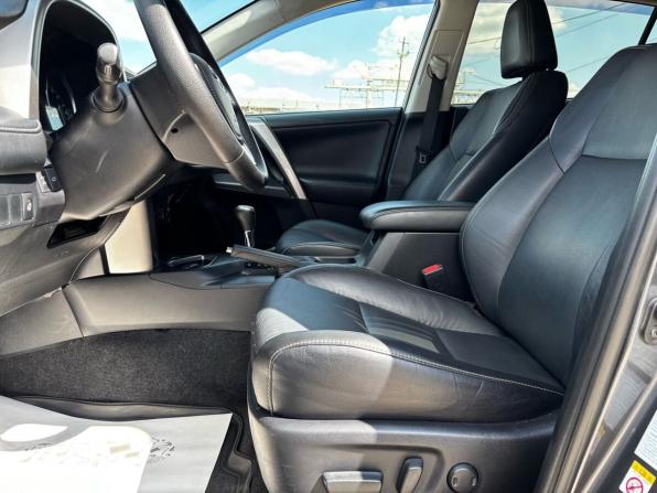 Toyota RAV4 IV (XA40) Рестайлинг с пробегом 2016 года, цена 2 650 000 рублей, 129100 км, внедорожник, Автокод Объявления