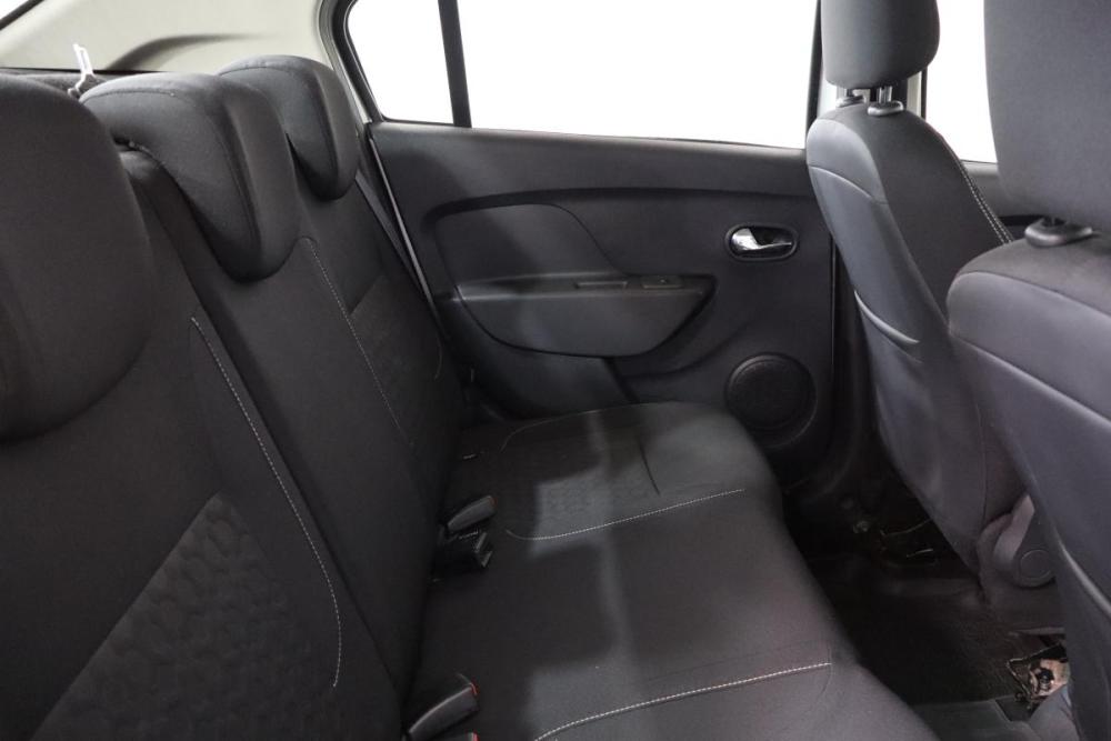 Renault Logan II Санкт-Петербург  - изображение 13