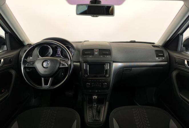 Skoda Yeti I Рестайлинг с пробегом 2015 года, цена 1 550 000 рублей, 125997 км, внедорожник, Автокод Объявления