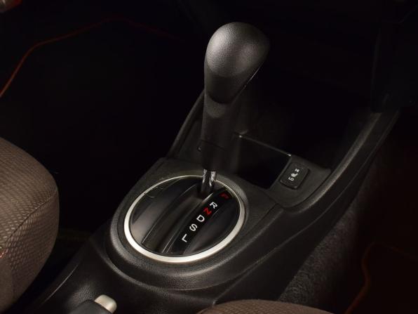 Honda Fit II с пробегом 2012 года, цена 985 995 рублей, 109870 км, хэтчбек, Автокод Объявления