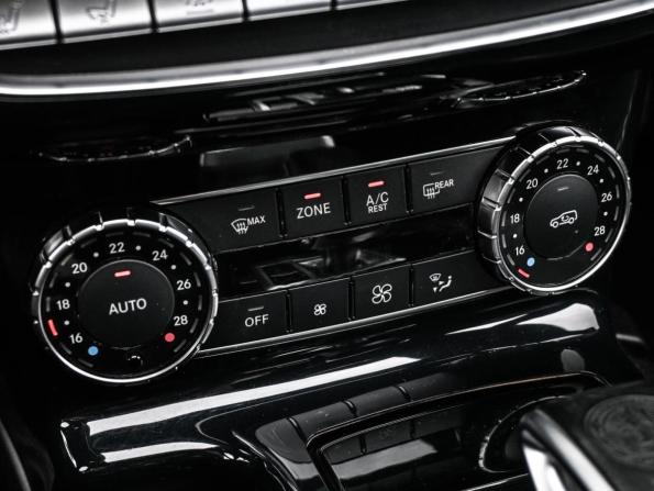 Mercedes-Benz G-Класс AMG I (W463) Рестайлинг 2 с пробегом 2015 года, цена 5 799 900 рублей, 124369 км, внедорожник, Автокод Объявления