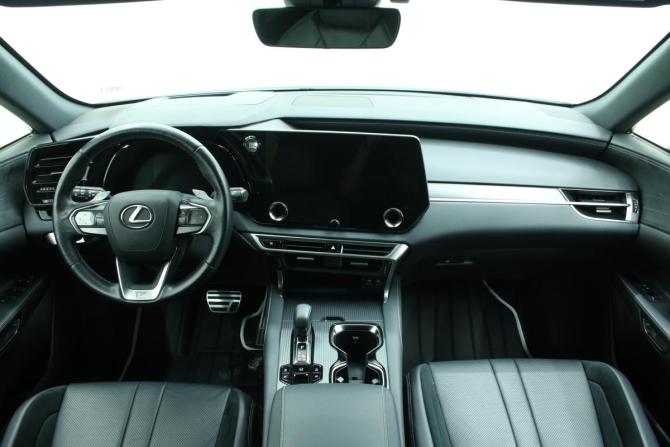 Lexus RX V с пробегом 2022 года, цена 8 350 000 рублей, 31631 км, внедорожник, Автокод Объявления