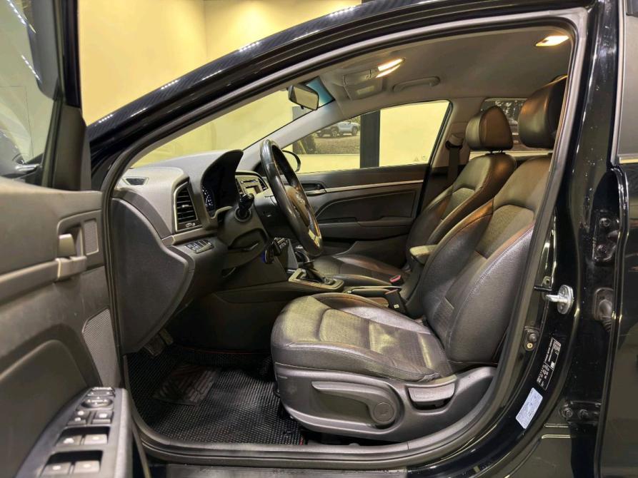 Hyundai Elantra VI (AD) Новосибирск  - изображение 12