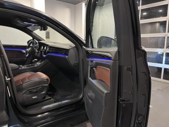 Volkswagen Touareg III с пробегом 2019 года, цена 4 999 000 рублей, 138501 км, внедорожник, Автокод Объявления