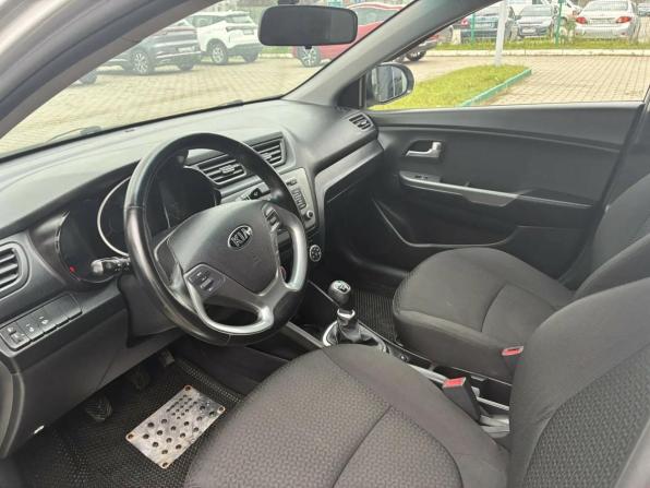 Kia Rio III Рестайлинг с пробегом 2016 года, цена 930 000 рублей, 69086 км, седан, Автокод Объявления